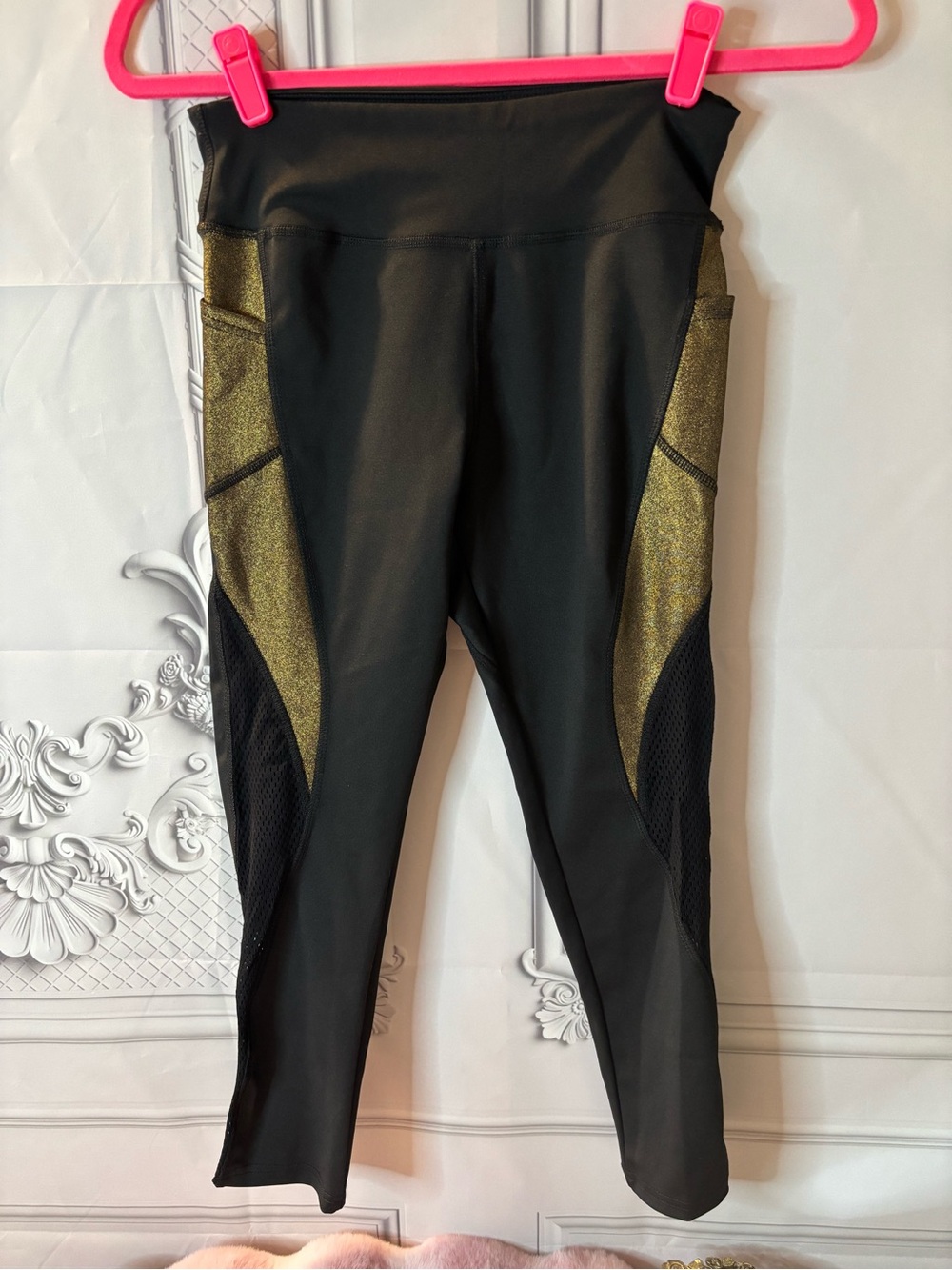 Fashion Nova Women’s Black Ankle Leggings with Shimmery Gold Side Panels, Size S